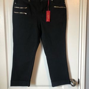 Jennifer Lopez, JLo Black Capri Jeans - size 14